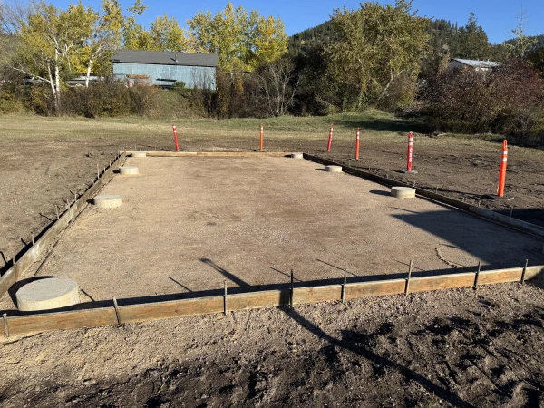 Pad forms in place over the piers, ready for the slab pour.